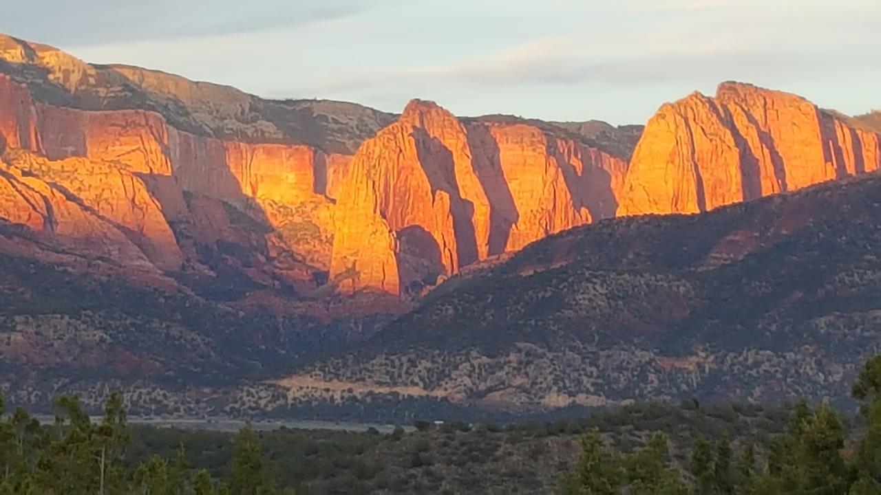 Bed and Breakfast Harmony Belle At Kolob Canyon New Harmony Zewnętrze zdjęcie